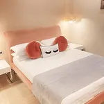 Tama Rooms
