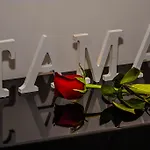 Tama Rooms